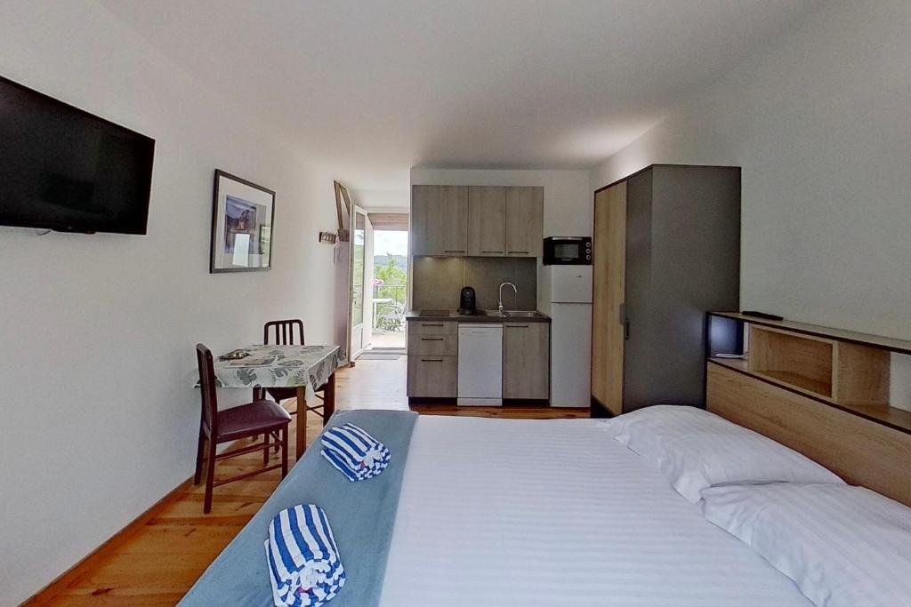 LES STUDIOS DE SARLAT - 6