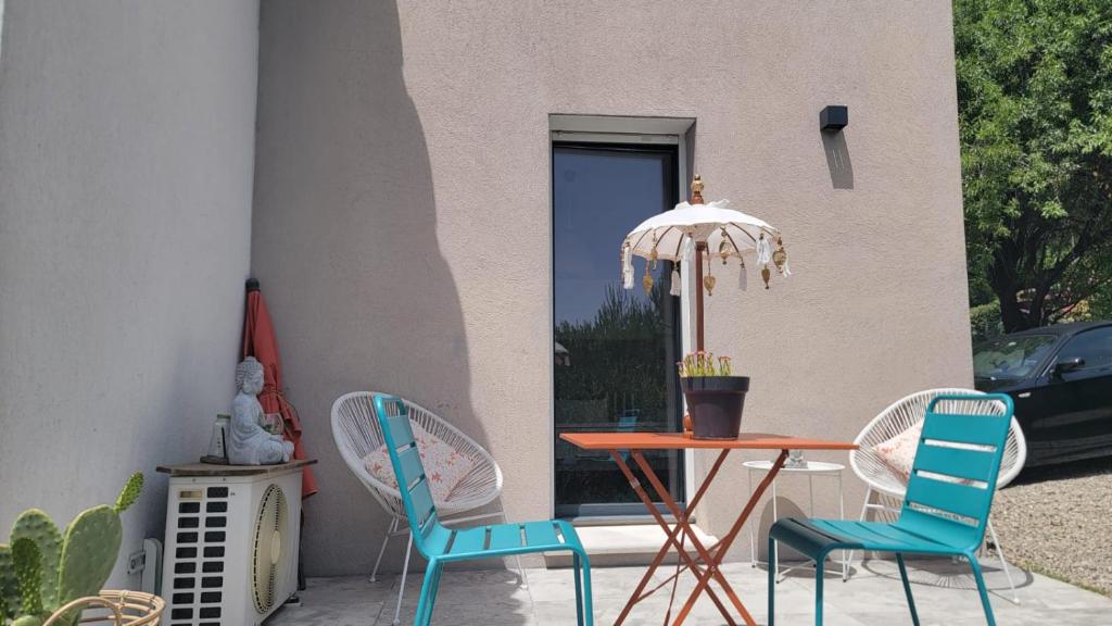 Patio nebo venkovní prostory v ubytování Chez Jeff & Aurélie