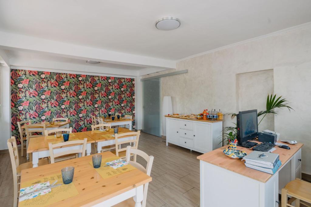 Kuchyň nebo kuchyňský kout v ubytování Franciacorta Rooms