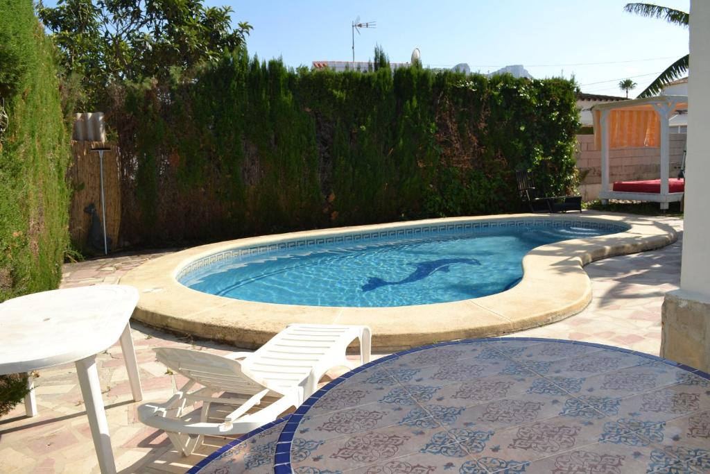The swimming pool at or close to Casa Mar