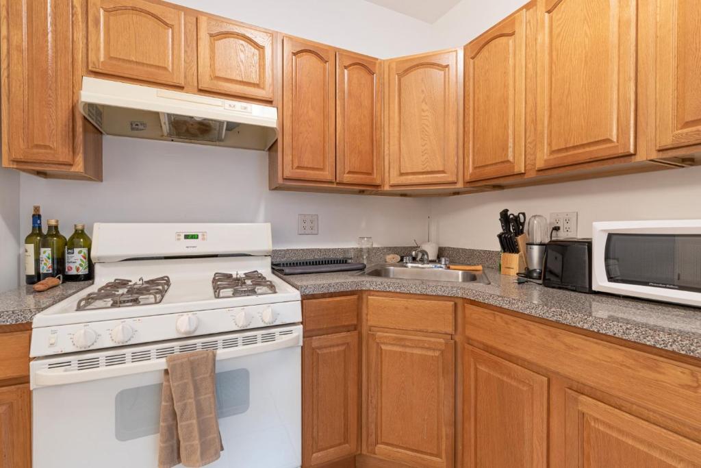رزرو هتل، اجاره ماهانه NYC- آپارتمان راحت 3br | 09197245267
