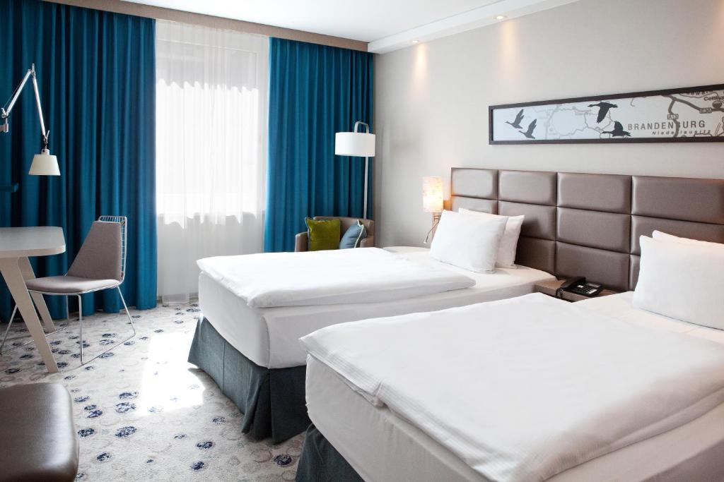 
Standard Room with Two Single Beds
