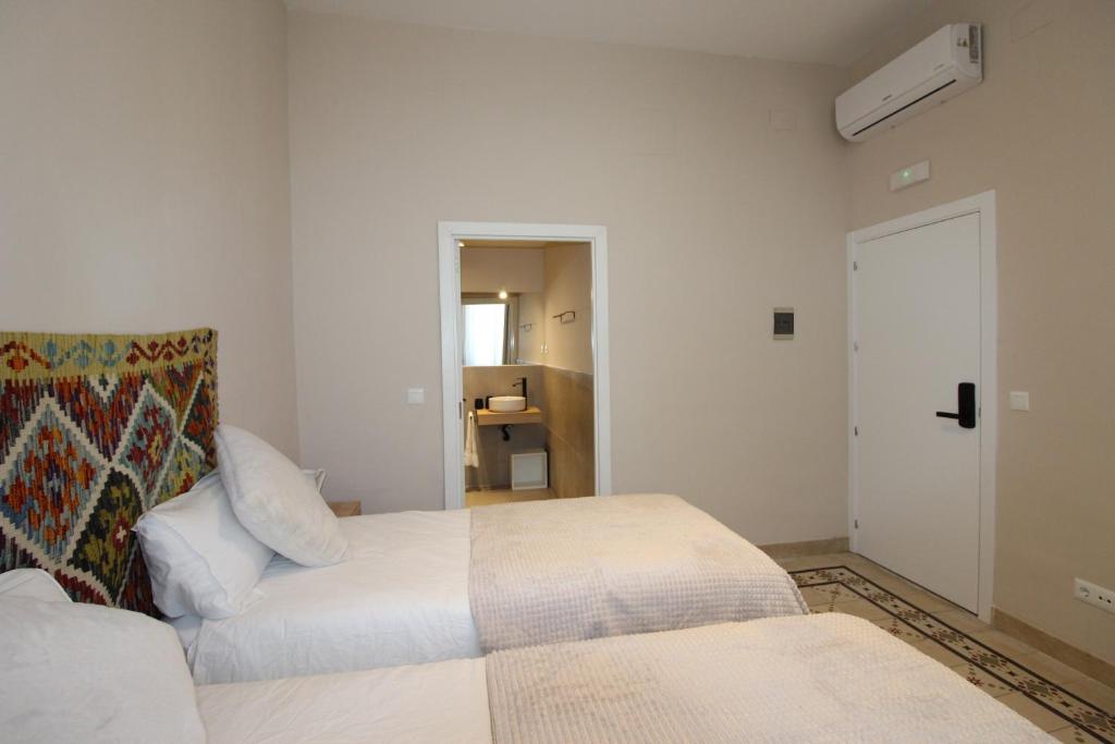 Hostal Las Acacias - 2