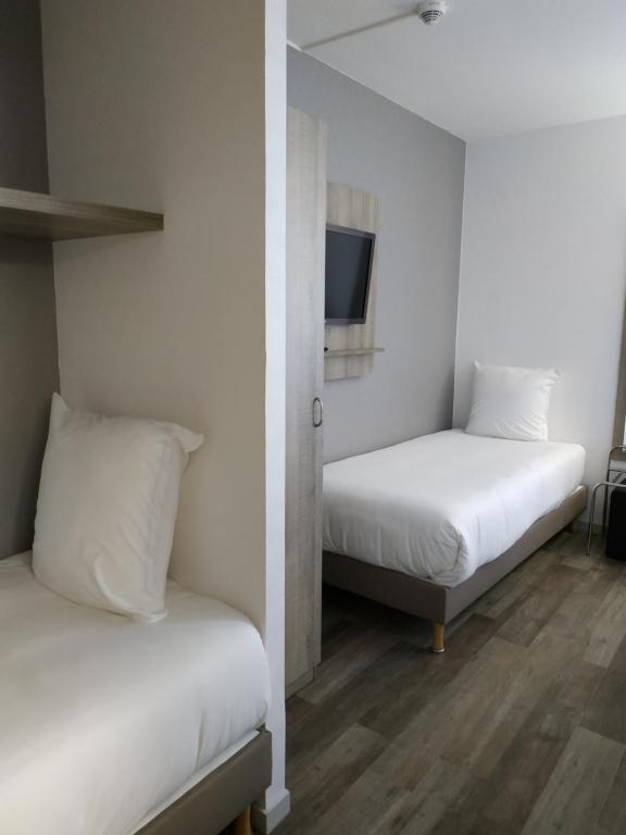 Hotel Le Circuit Le Mans - Family Room