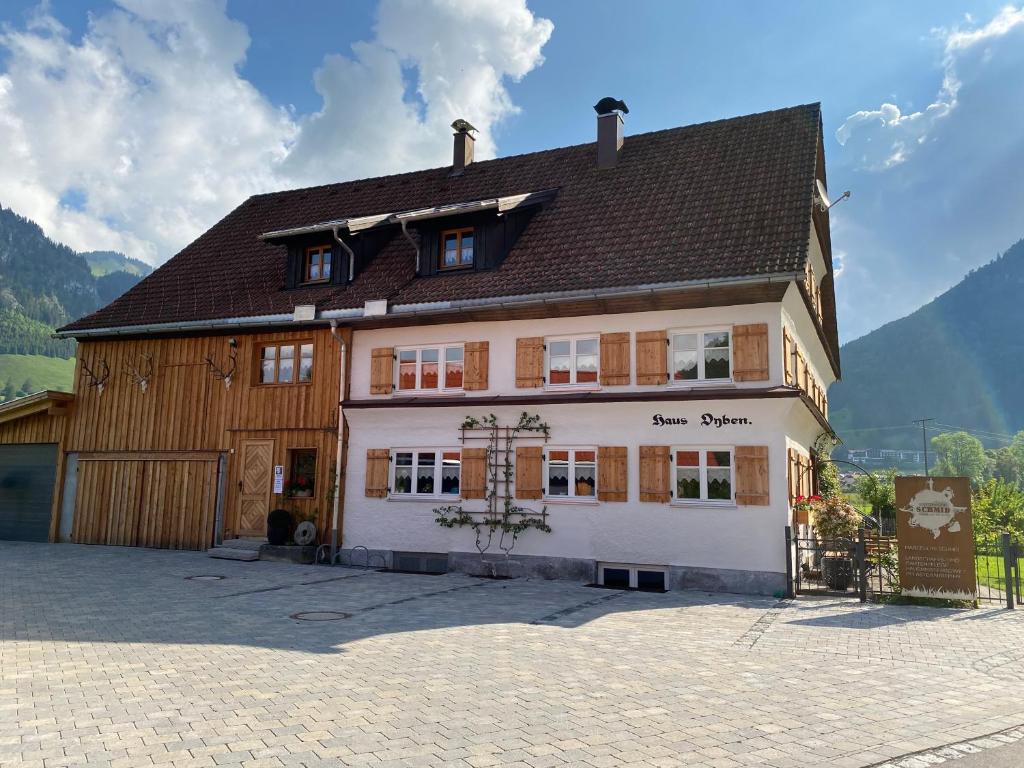 Haus Oyben - Housity