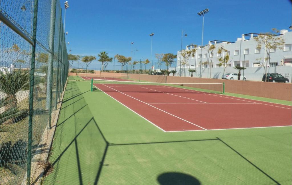 Tennis and/or squash facilities at Lovely Apartment In Alhama De Murcia or nearby