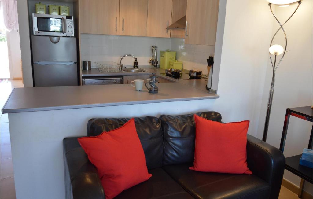 A kitchen or kitchenette at Lovely Apartment In Alhama De Murcia