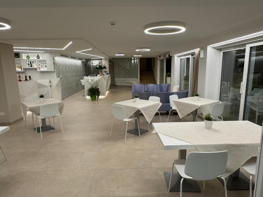 Restaurace v ubytování Hotel San Domingo