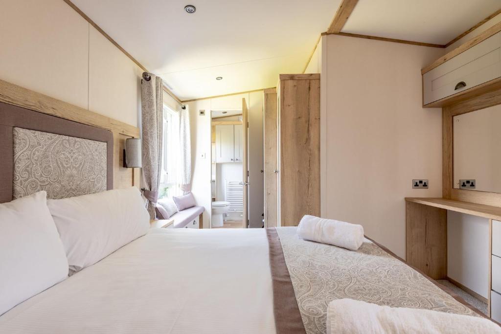 Lodge No 1 - St Andrews Lodge Park - Mobile Home