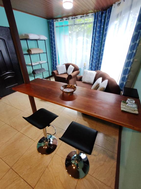 Posezení v ubytování Mi Casa Su Casa Monteverde
