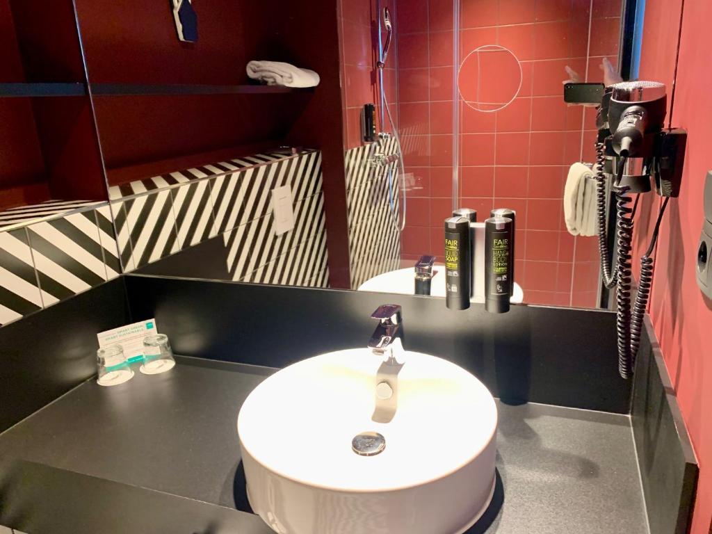 LÉGÈRE EXPRESS Leipzig - Resim 30