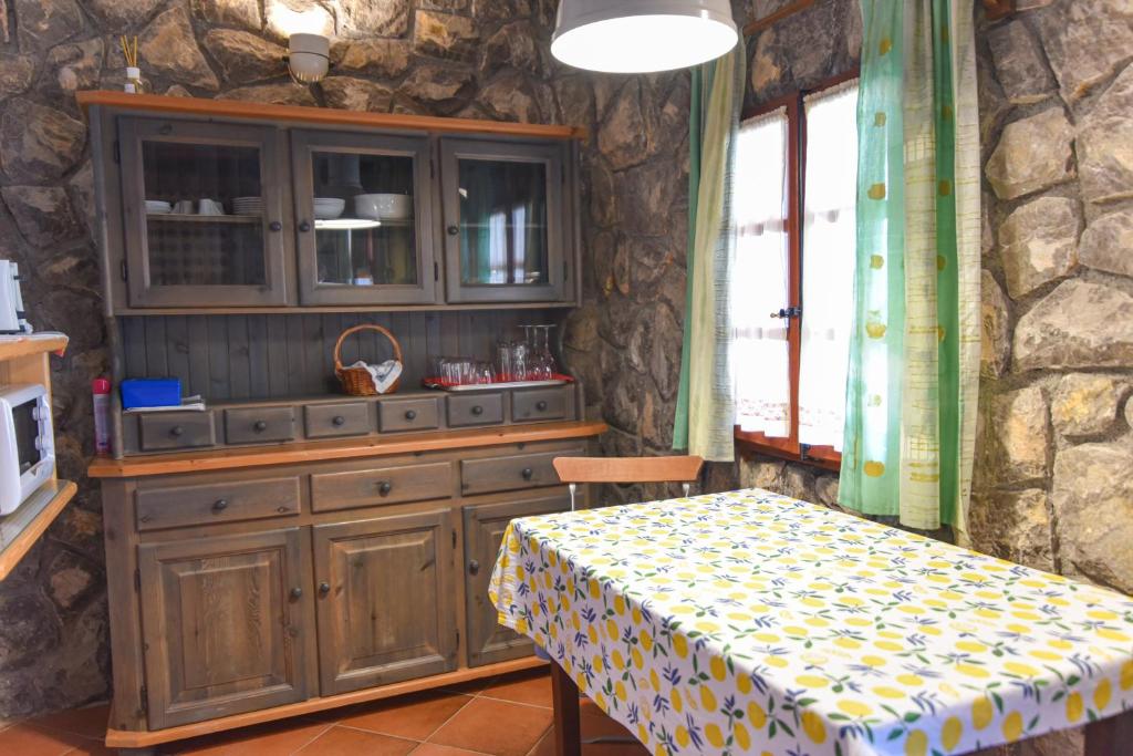 Kuchnia lub aneks kuchenny w obiekcie Apartments Villa Vosilla