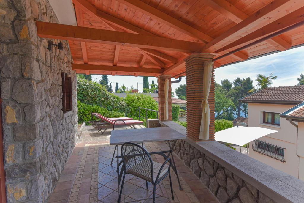Balkon lub taras w obiekcie Apartments Villa Vosilla