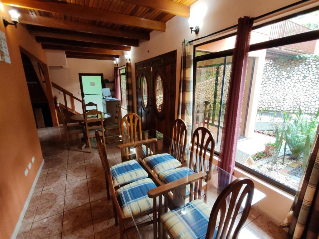 Posezení v ubytování Mi Casa Su Casa Monteverde
