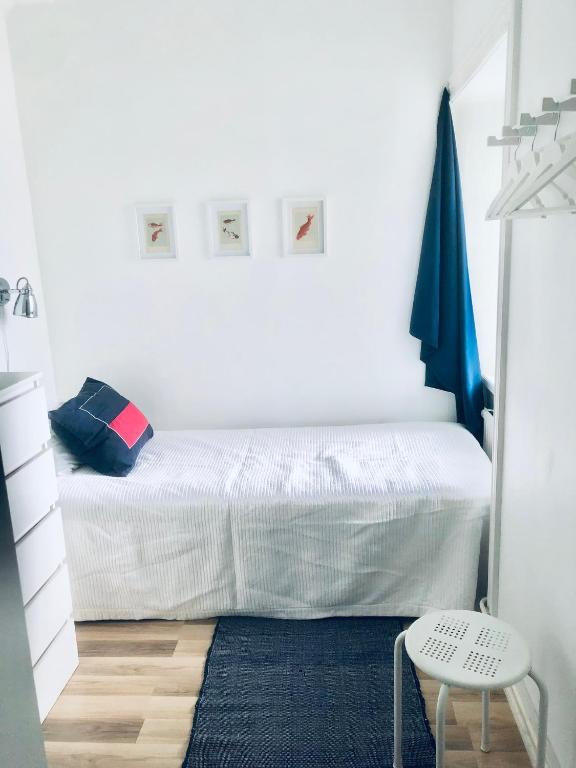Postel nebo postele na pokoji v ubytování Wisby Residence