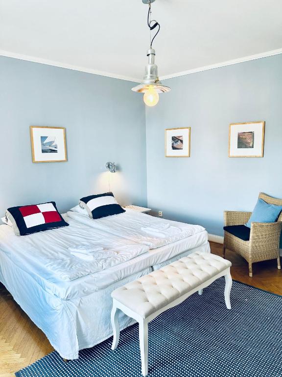 Postel nebo postele na pokoji v ubytování Wisby Residence