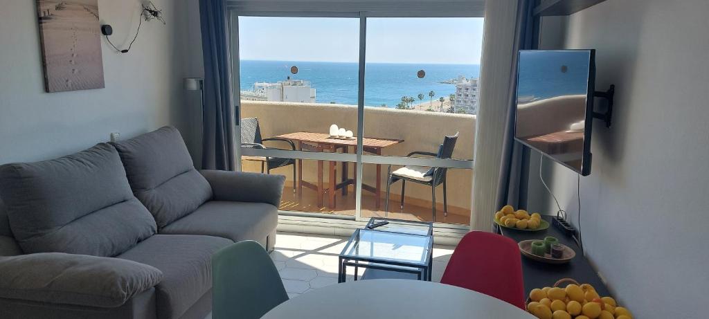 Fotografie z fotogalerie ubytování Benal beach bloque 3 vista al mar v destinaci Benalmádena