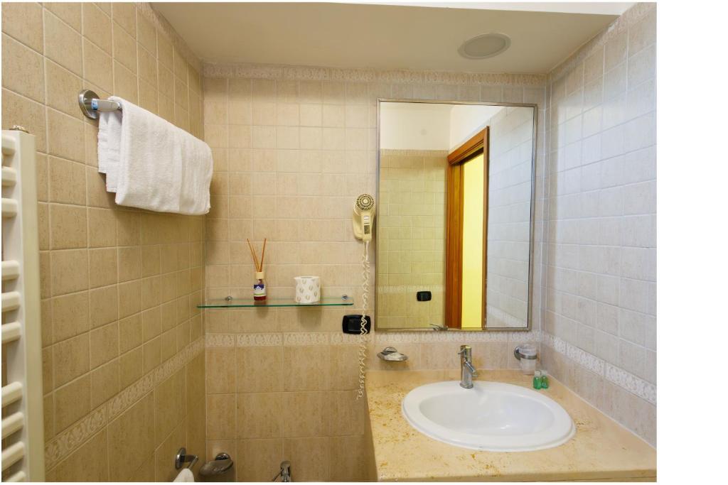 Hotel Terminal - Resim 12