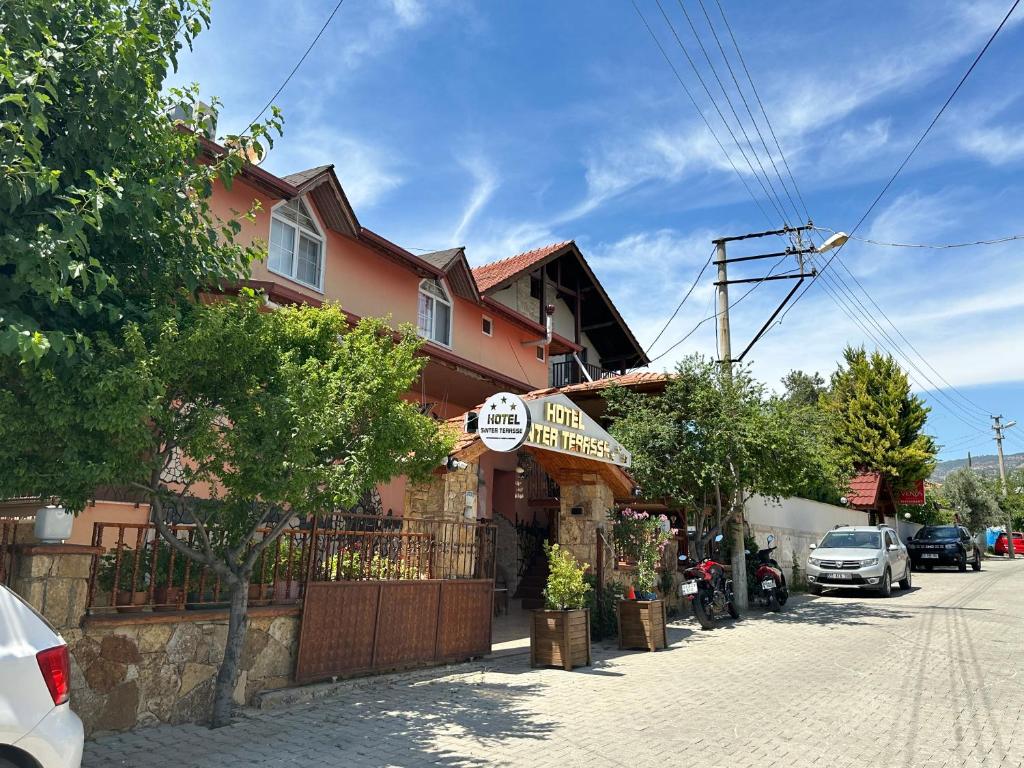 Το κτήριο όπου στεγάζεται  ο ξενώνας