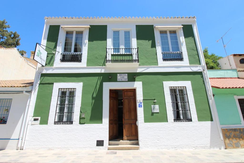 Hostal Las Acacias - 10