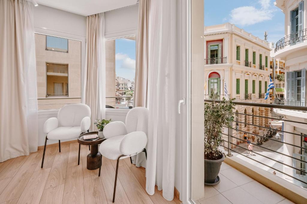 Balkón nebo terasa v ubytování Plānis Str Urban Suites by Semavί