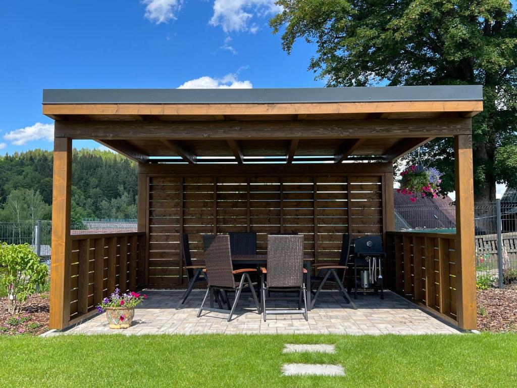 Zahrada ubytování Apartmány Crystalindo
