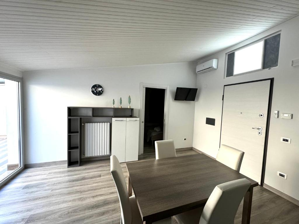 Kuchyň nebo kuchyňský kout v ubytování Siclari B&B-Rooms&Suite
