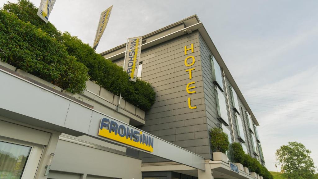 Budova, kde se hotel nachází