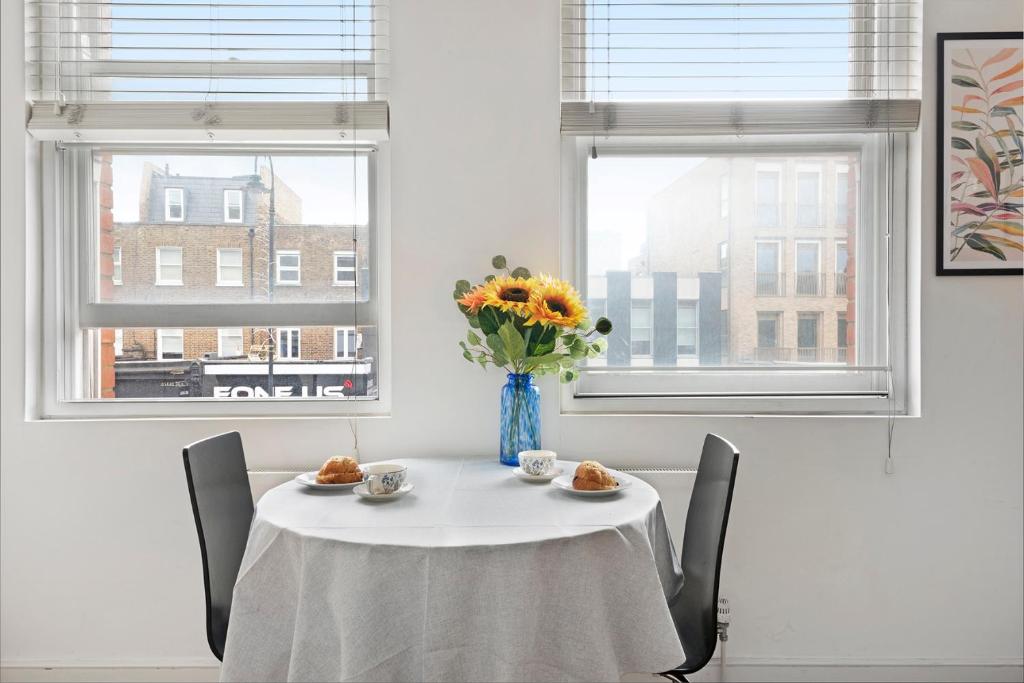 Fotografie z fotogalerie ubytování Family friendly - Stylish Kentish Town v Londýně
