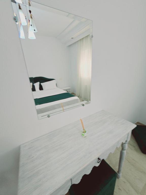 Fotografie z fotogalerie ubytování Karray Home Appartement Salon 2 RDC avec Jardin v destinaci Hammamet