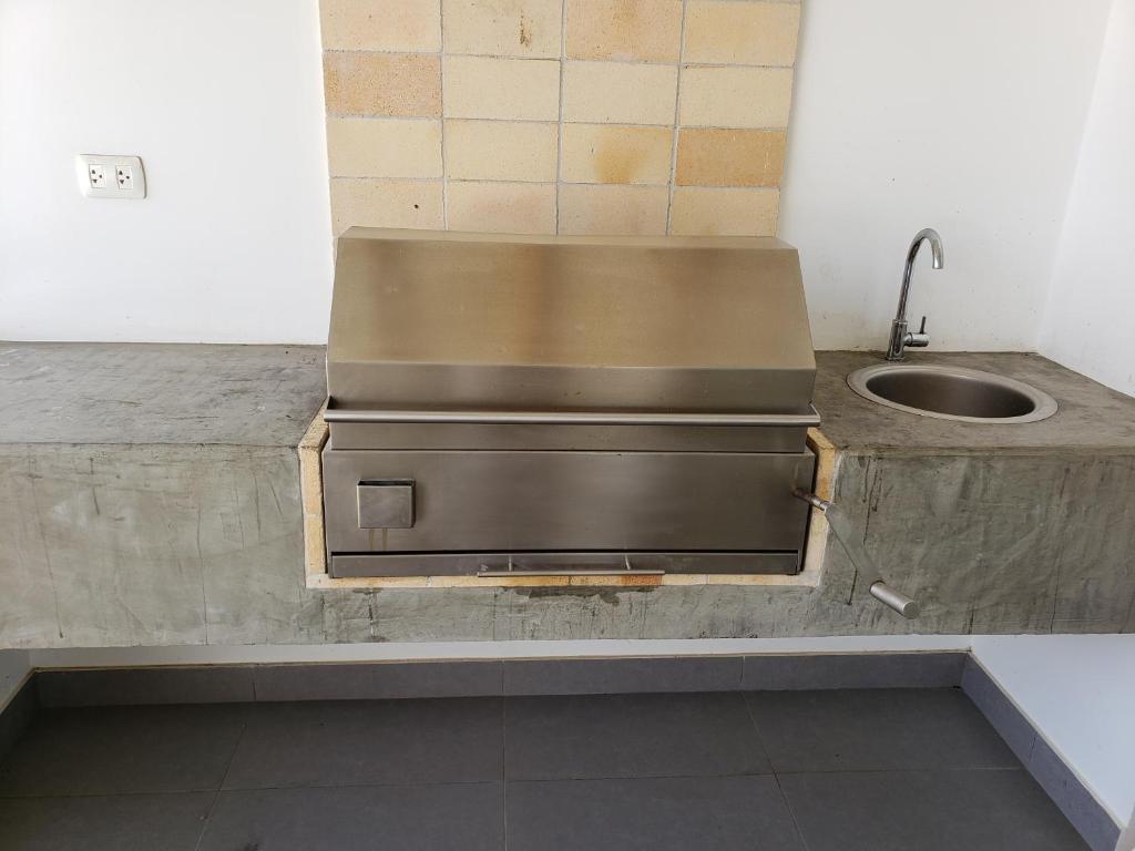 Kuchyň nebo kuchyňský kout v ubytování Llapa House