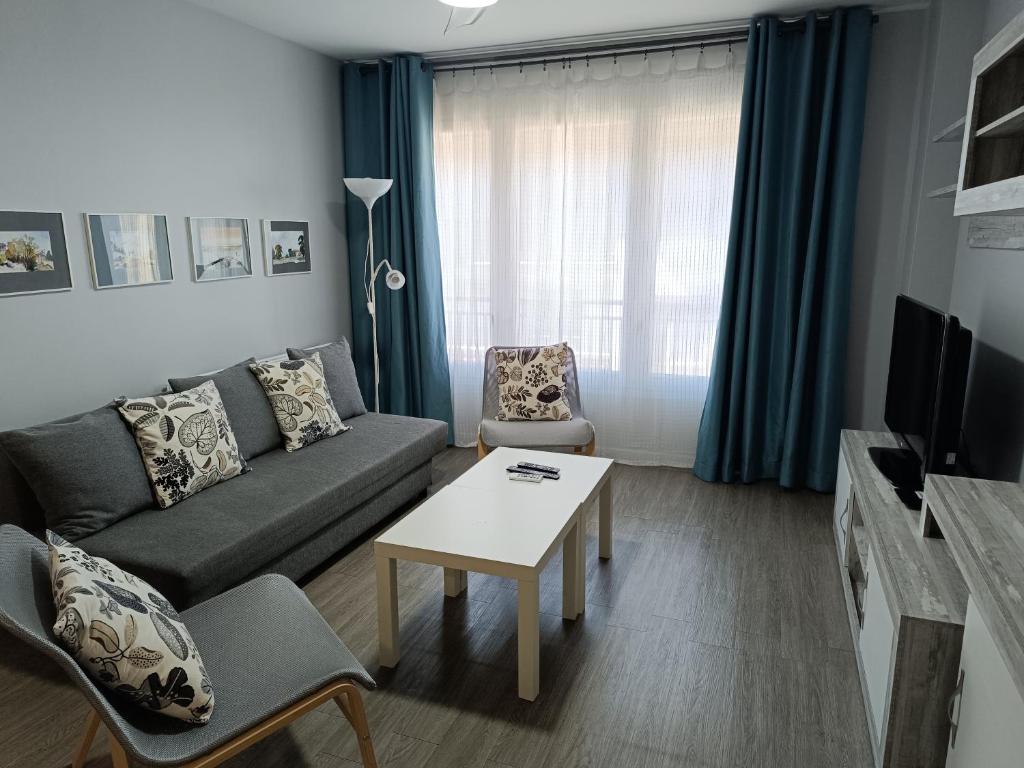 SUITEDREAMS - Av. Fener - Twee Slaapkamers Appartement