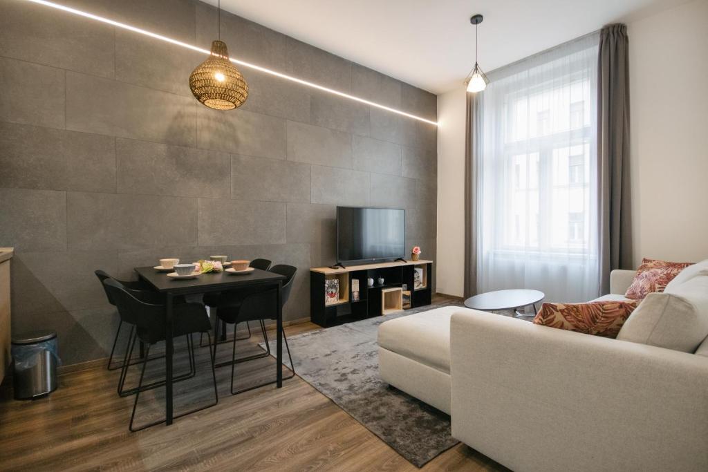 TV a/nebo společenská místnost v ubytování CORU House