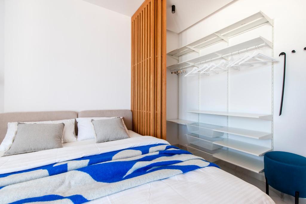 Aura Tower Aparments by In Property - Superior Studio