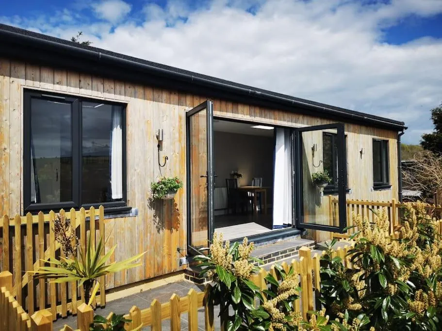 Spectacular Views, Great Location, Friendly