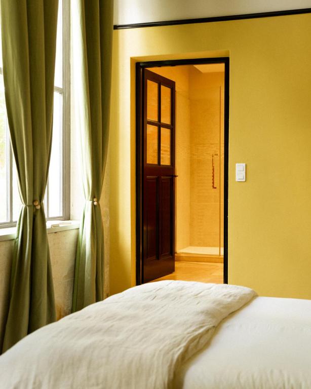 Postel nebo postele na pokoji v ubytování Le Clos de Gordes