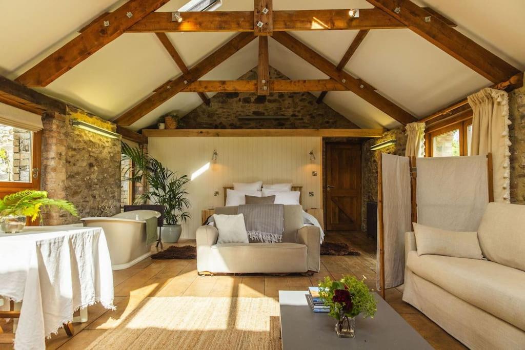 Gallery image of The Yard at Borough Farm in Lifton