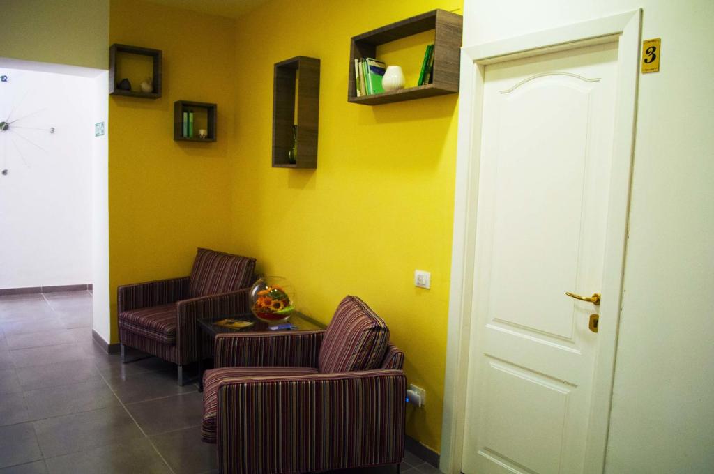 A seating area at Il Giardinetto Guest House