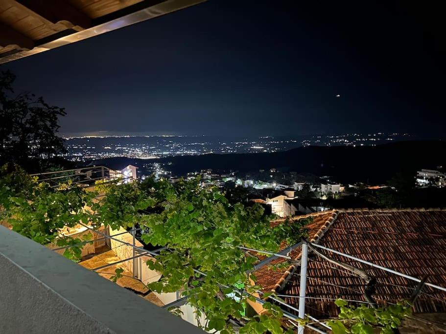 Fotografie z fotogalerie ubytování The view Guest House v destinaci Krujë