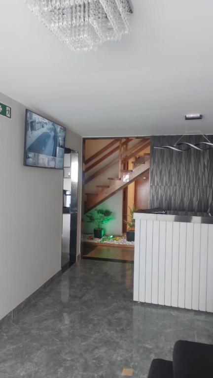 Μια τηλεόραση ή/και κέντρο ψυχαγωγίας στο Platinahotel