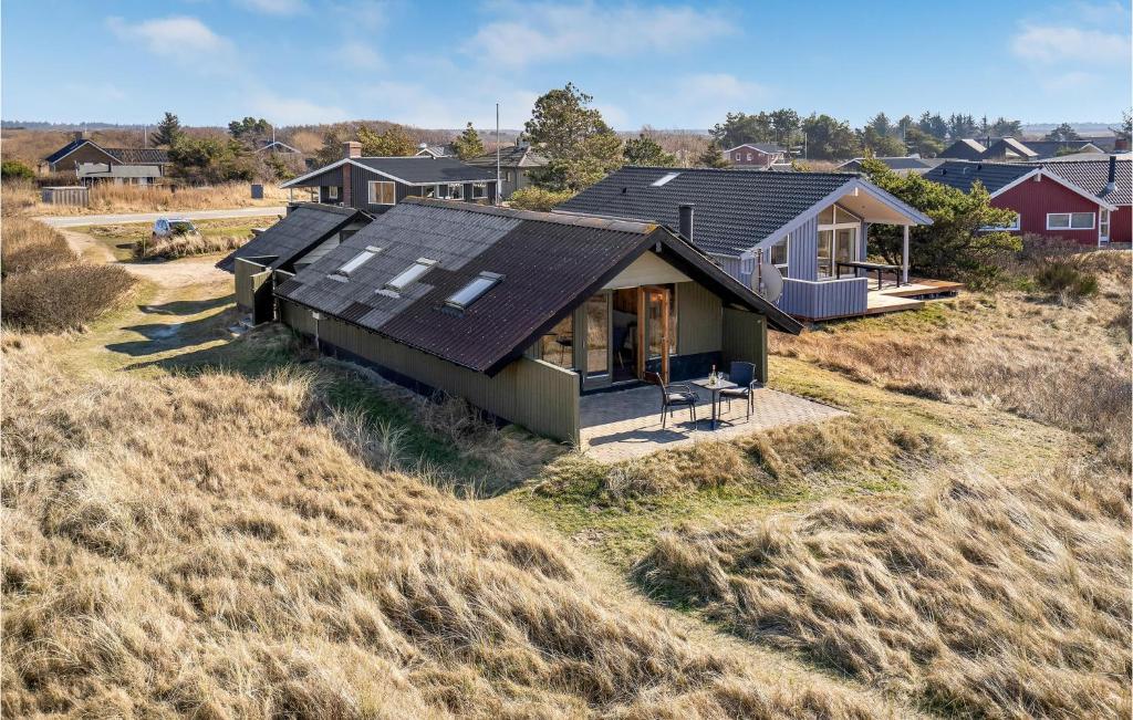 Budova, kde se prázdninový dům nachází