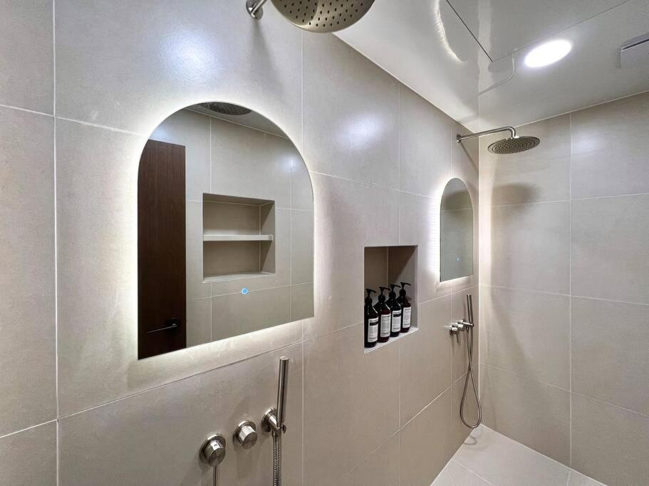 고즈넉 힐링 공간 …