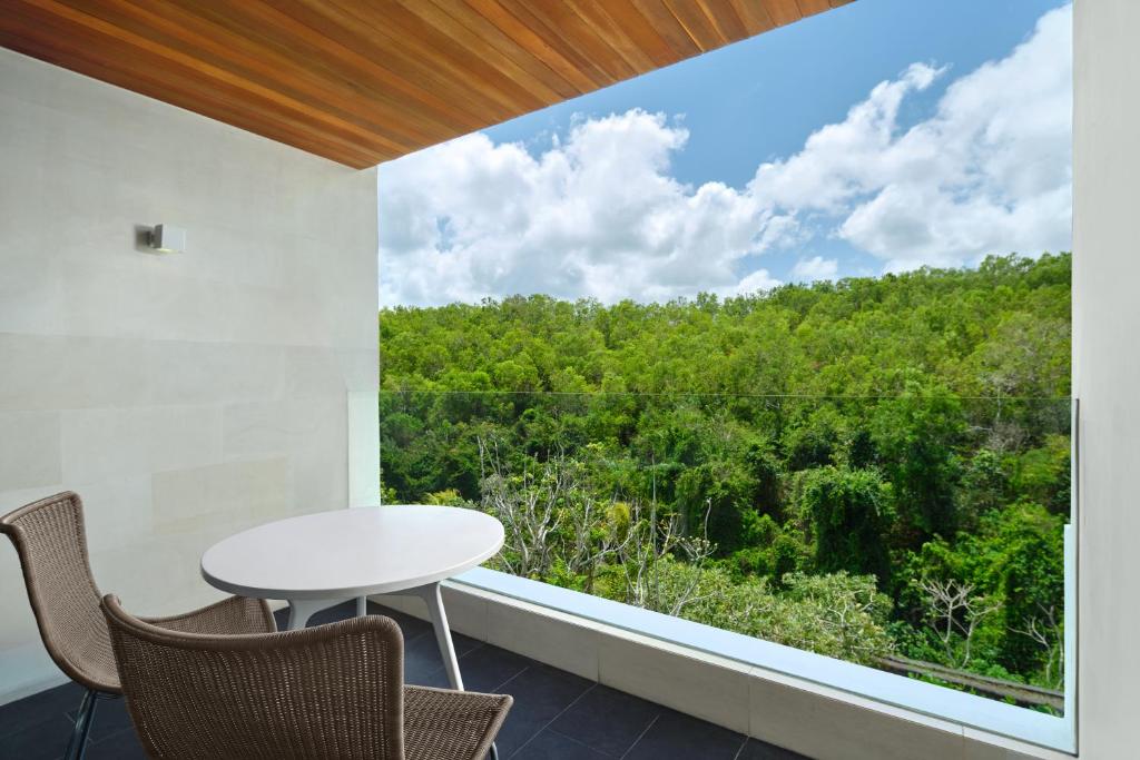 Renaissance Bali Uluwatu Resort & Spa - 5