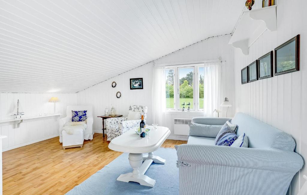 Lovely Home In Kalundborg With Wifi - Maison De Vacances De Deux Chambres