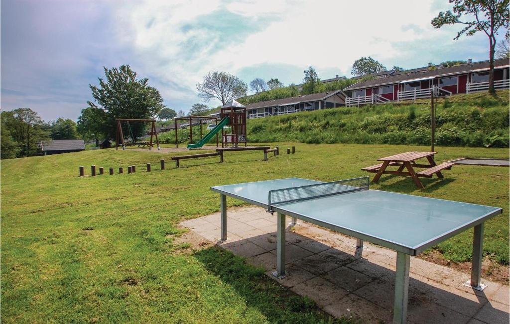 Zahrada ubytování Two-Bedroom Holiday Home In Aabenraa