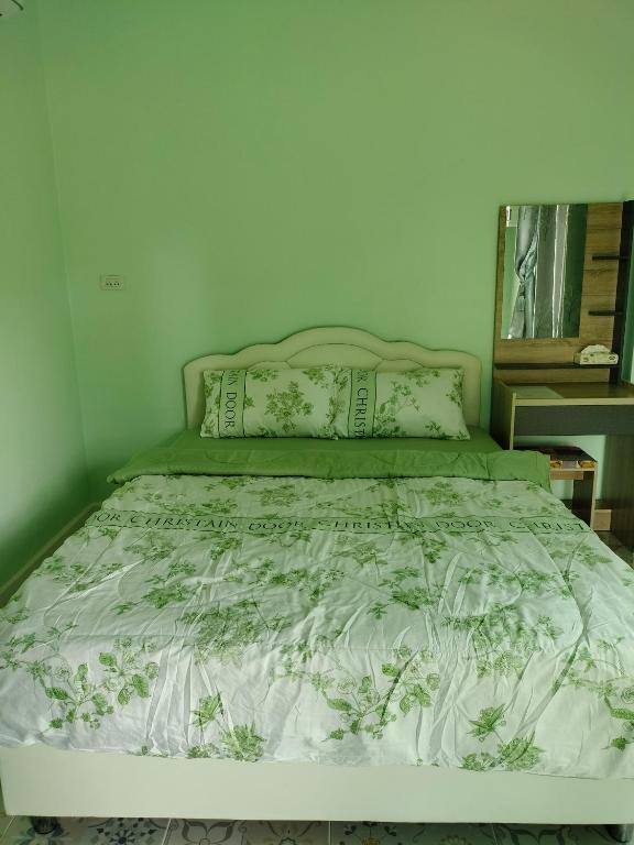 Pimpisa Garden พิมพิศา การ์เด้นท์ - Huis Met één Slaapkamer