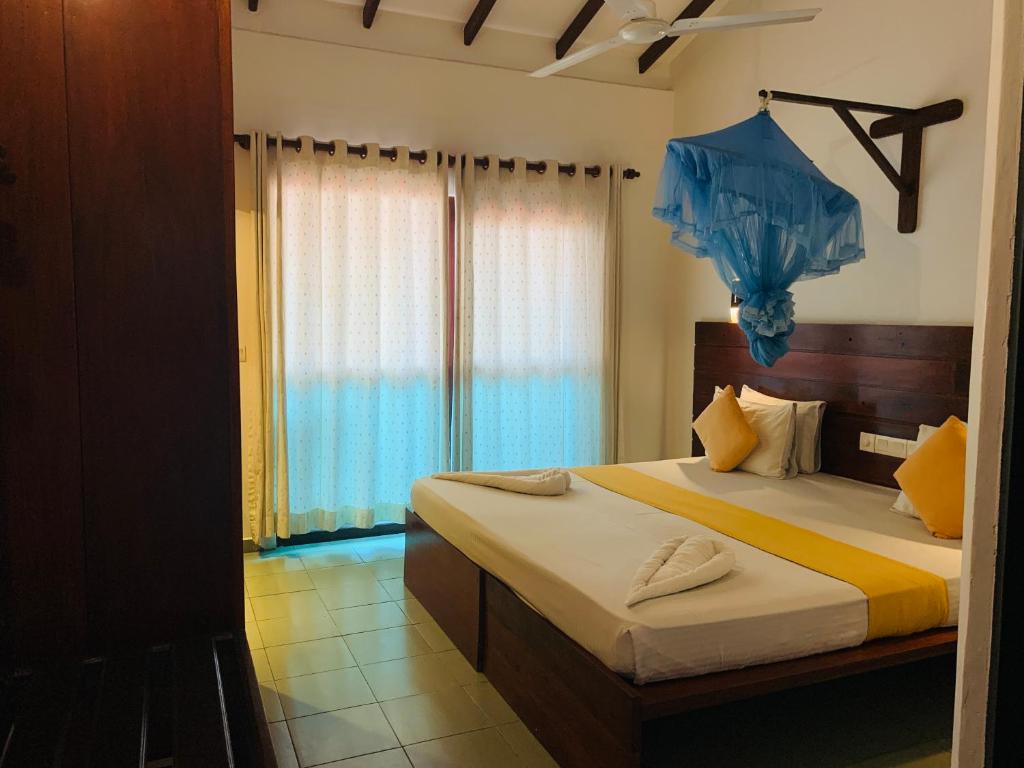 Janus Paradise Rest - 1