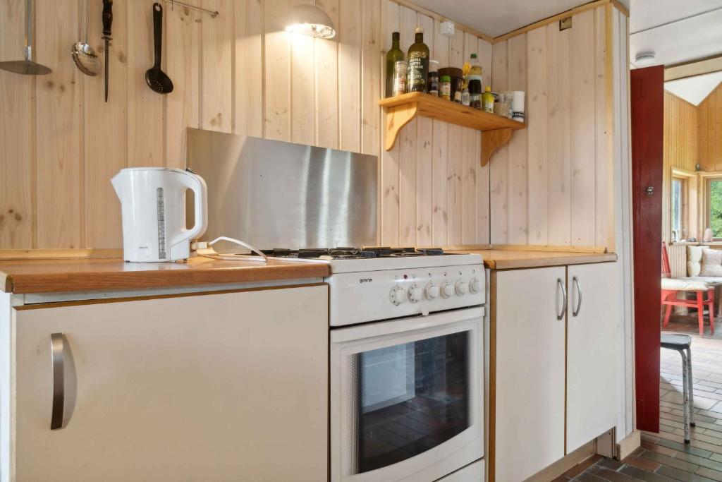 Kuchyň nebo kuchyňský kout v ubytování Unique Private Idyll