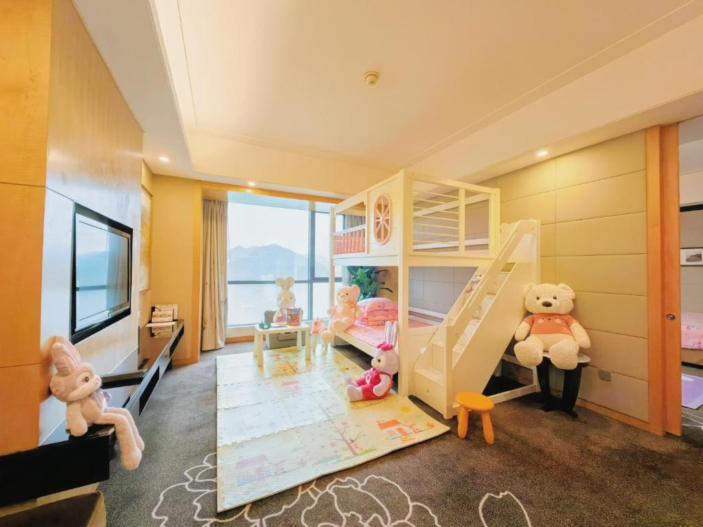 Crowne Plaza Yichang, an IHG Hotel - Familiensuite Mit 2 Schlafzimmern Und Flussblick