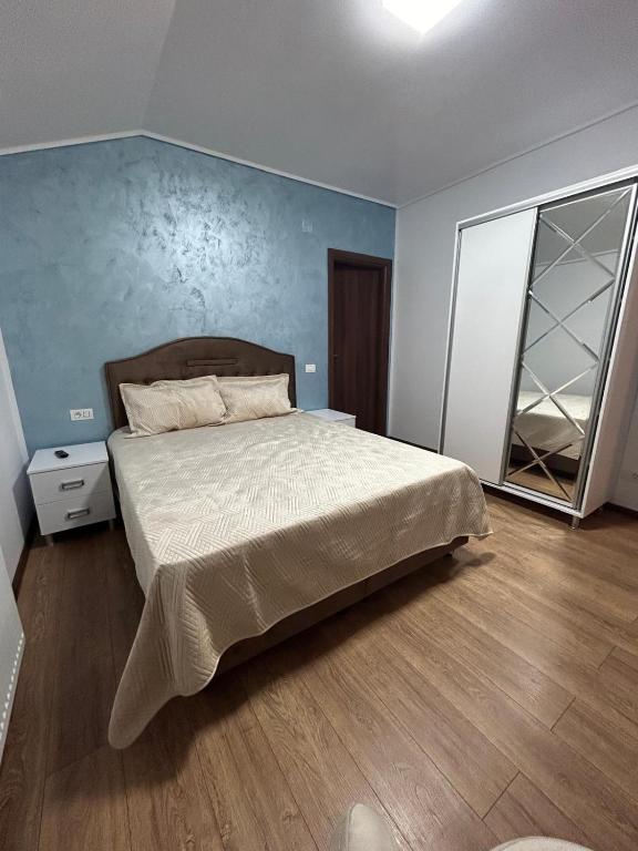 Postel nebo postele na pokoji v ubytování Vila La Nașu